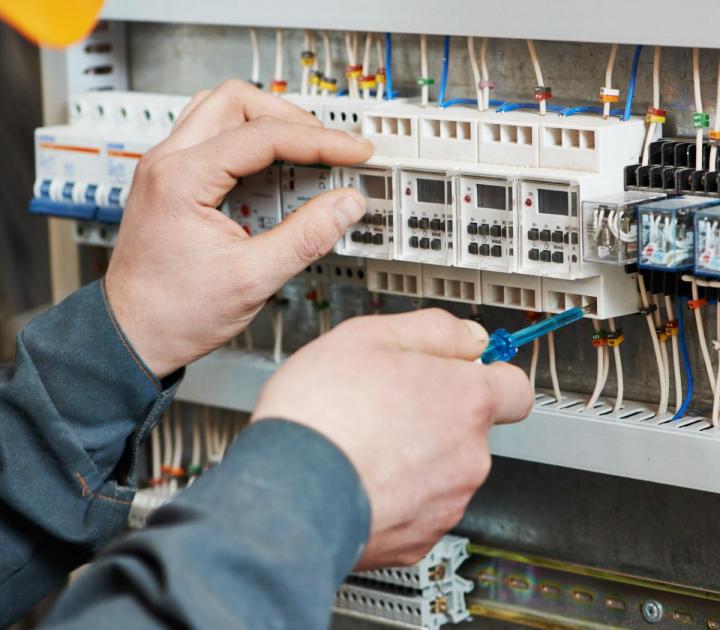 Montage électrique Neuvecelle